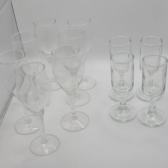 Vintage Champagne Flutes and Shot glasses - Picture 6 of 6